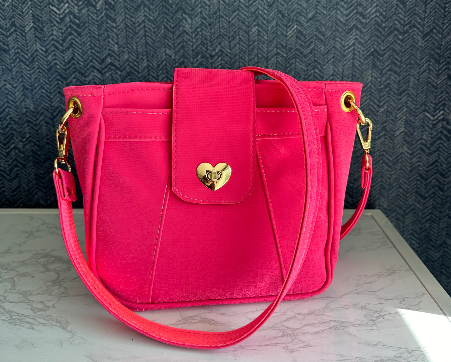 Zarah Shoulder Bag - Hot Pink Pixel