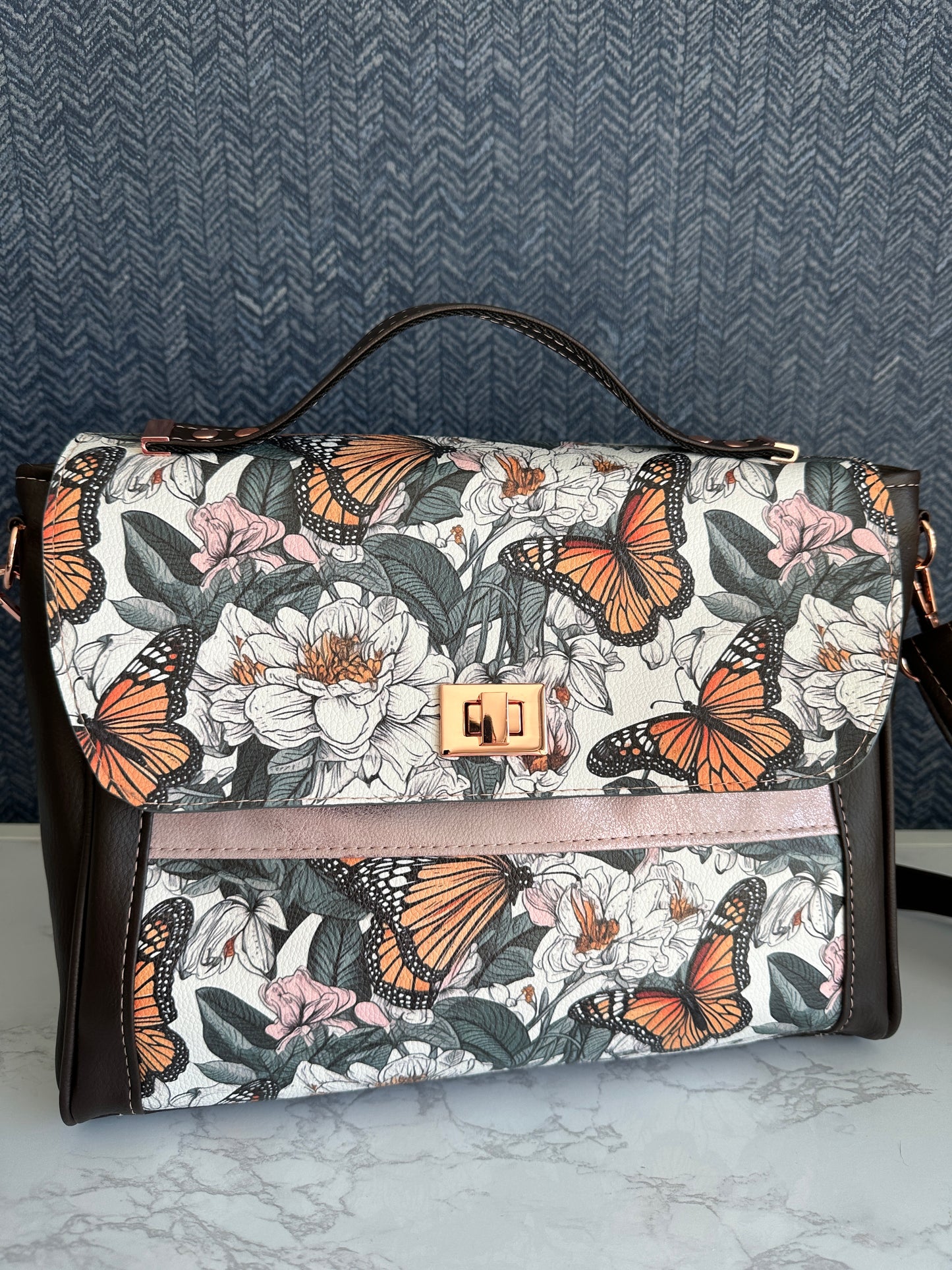 Filomena Crossbody - Monarch Butterfly