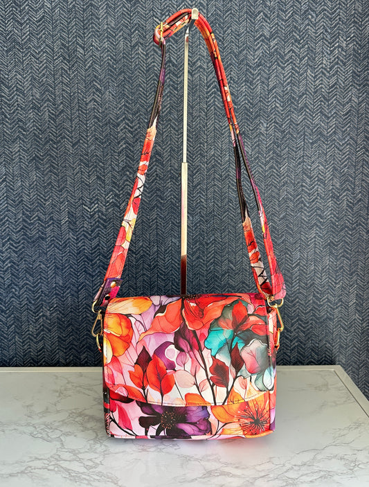 Juniper Crossbody - Floral