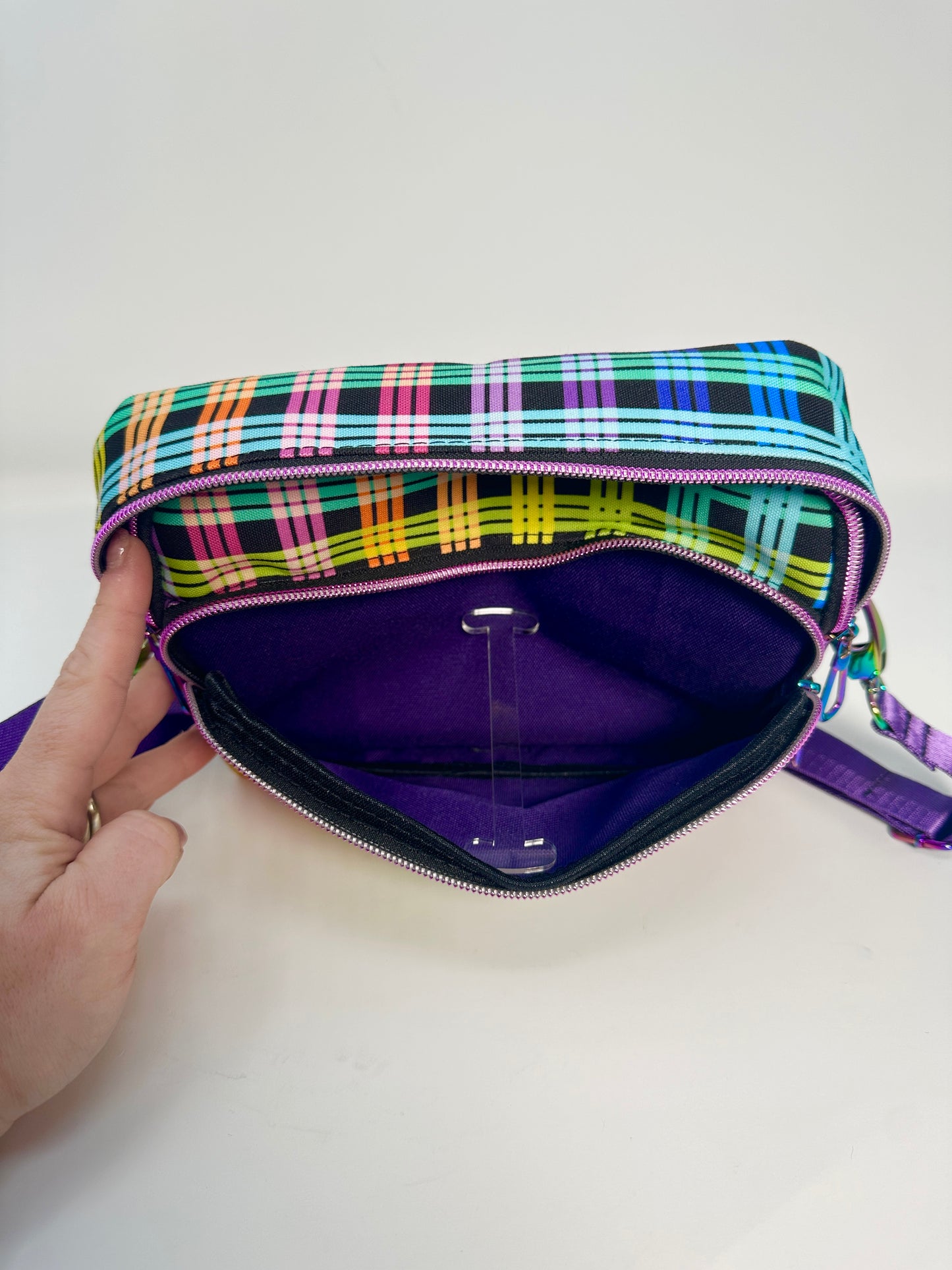 Brix Crossbody Wide - Rainbow Plaid