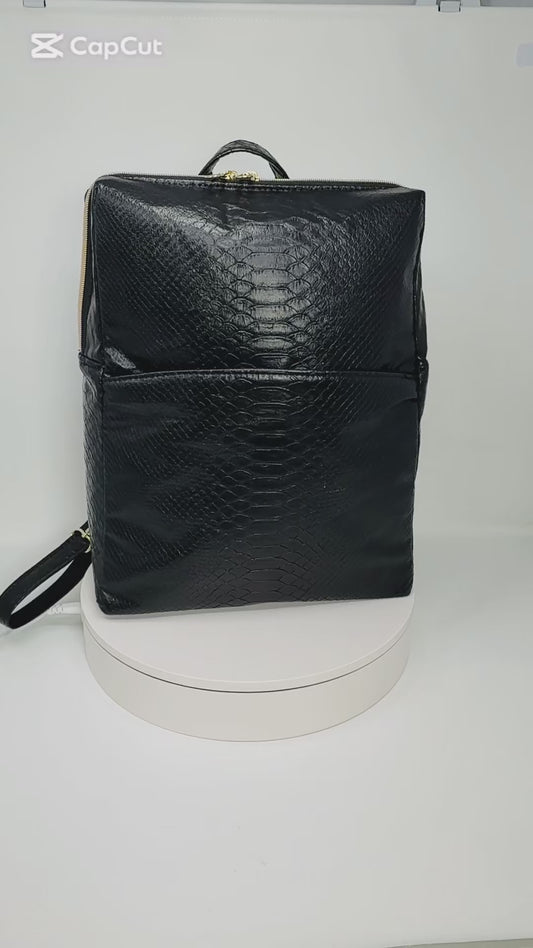 The Jovie Backpack - Snake skin